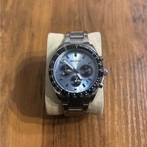 SEIKO PROSPEX Speedtimer Solar Chronograph Blue  dial  SSC935
